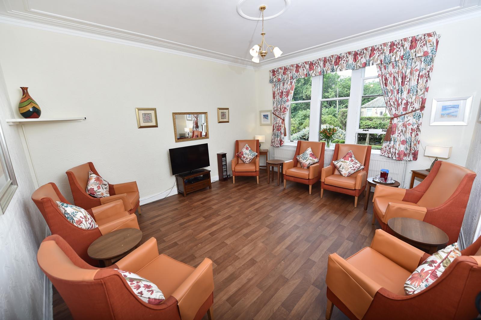 Gallery image of the dining and lounge area