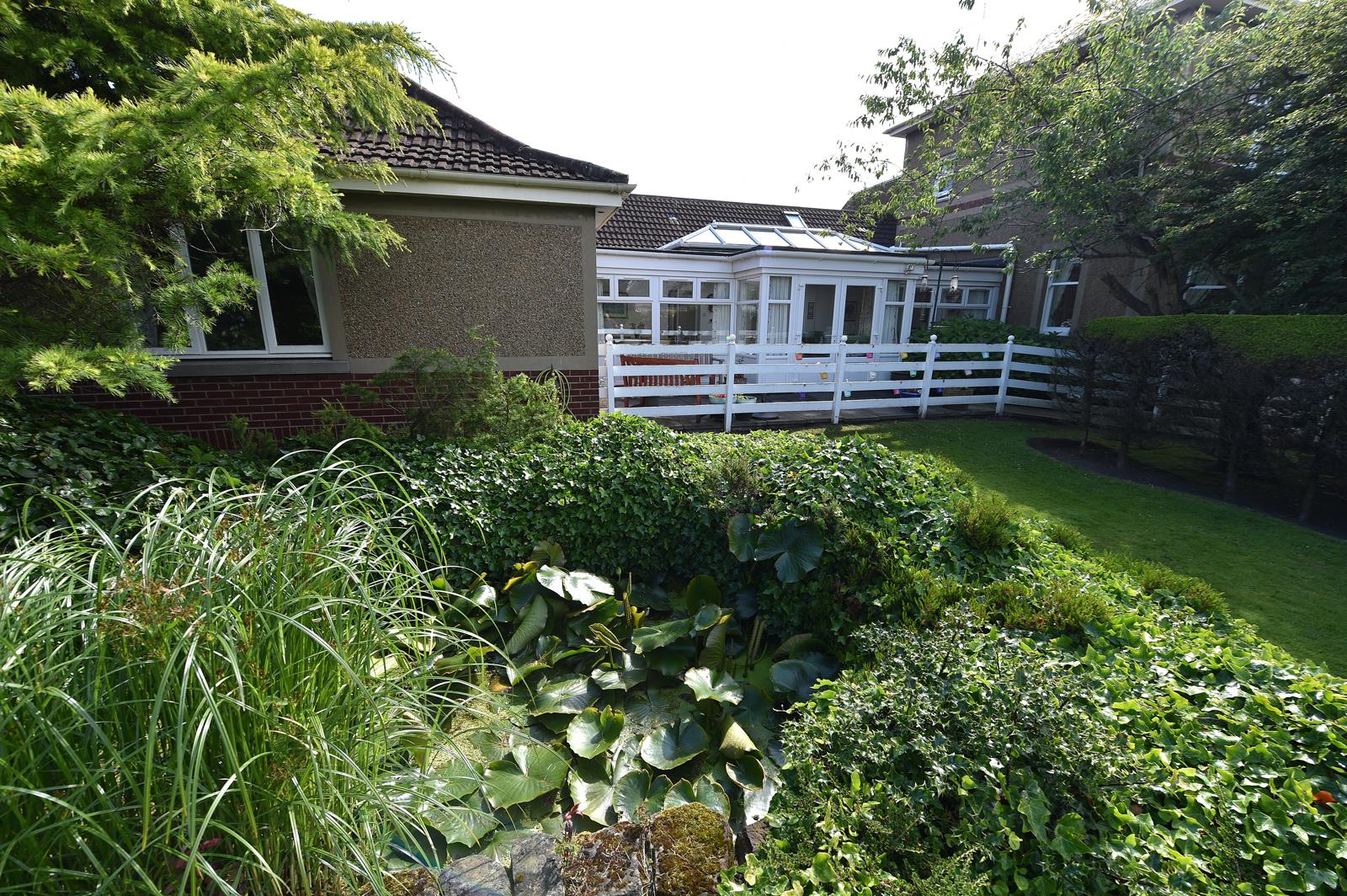Gallery image of outdoor seating area